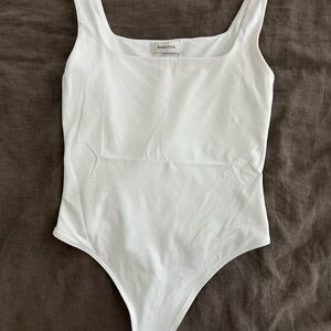 Aritzia Babaton White Square Neck Bodysuit